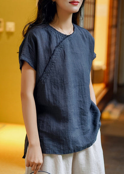 Classic Vintage Shirt with a Flattering Fit