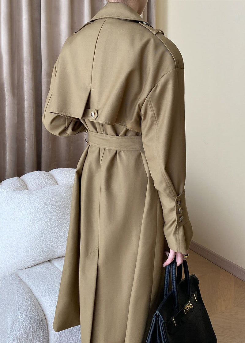 Gracefully Styled Coat for Any Occasion