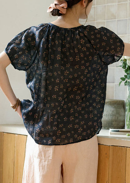 Effortlessly Elegant Shirt with a Timeless Design
