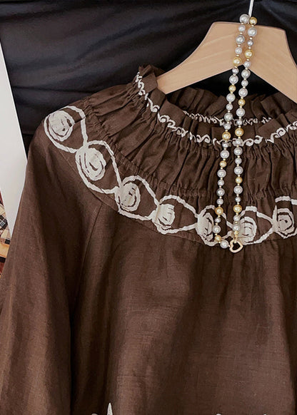 Well Tailored Blouse with a Graceful Silhouette