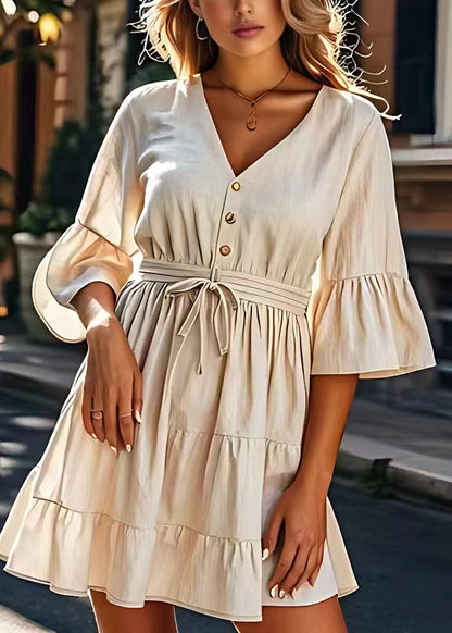 Effortlessly Elegant Dress with a Timeless Design