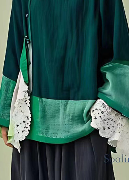 Classic Vintage Top with a Flattering Fit