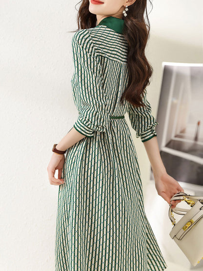 Well Tailored Dress with a Graceful Silhouette