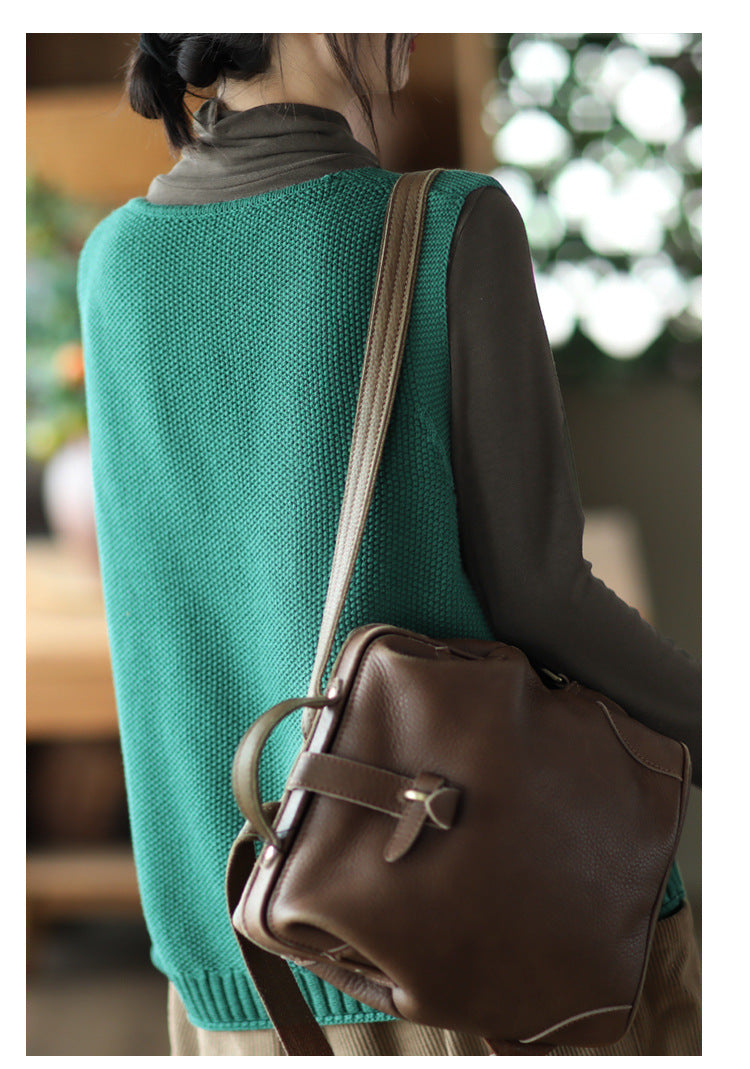 Beautifully Finished Garment in a Timeless Design