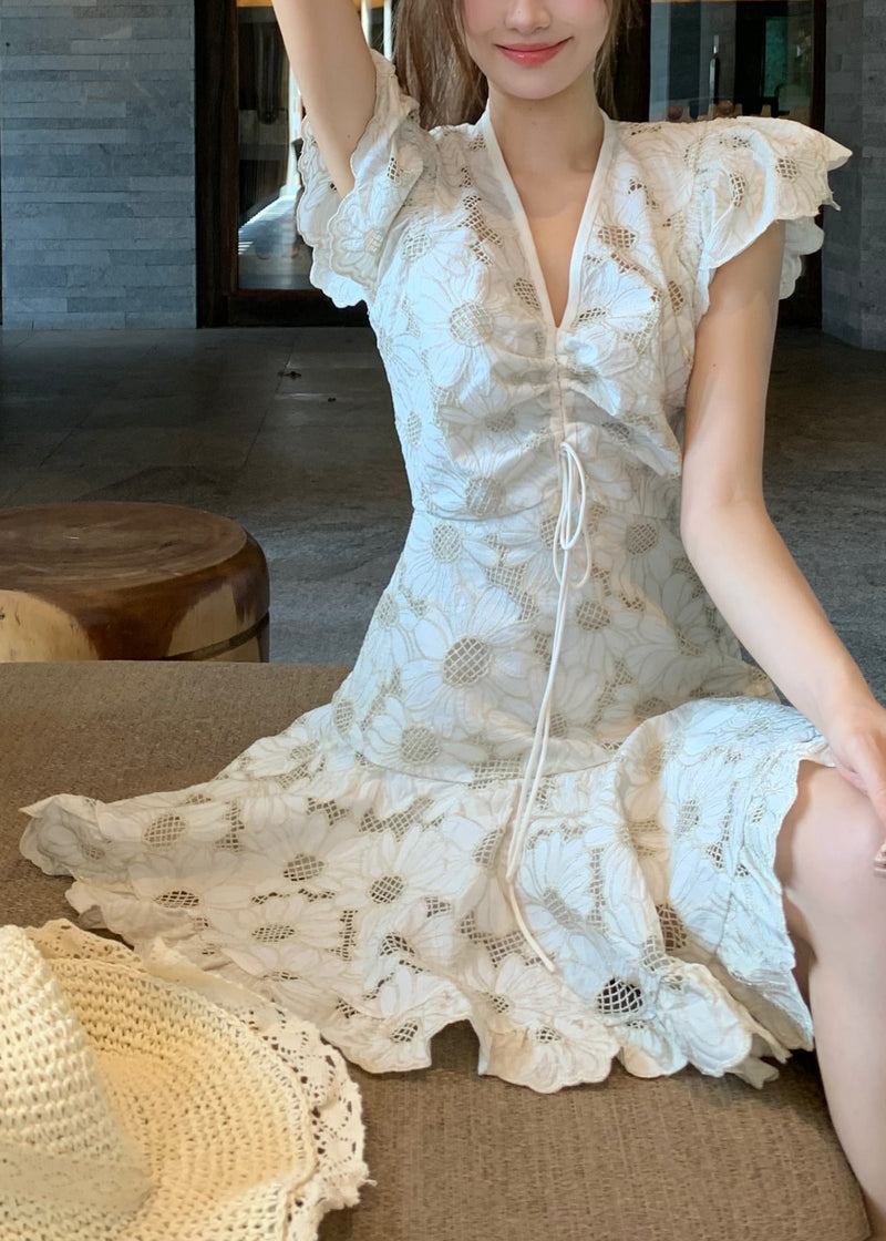 Gracefully Styled Dress for Any Occasion