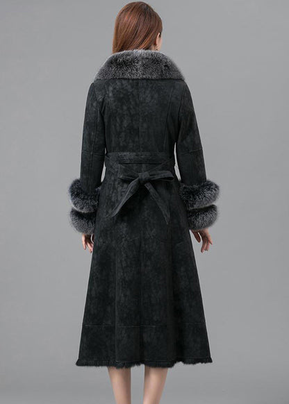 Classic Vintage & Enduringly Stylish Coat