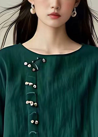 Beautifully Finished Top in a Timeless Design