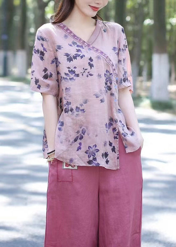 Well Tailored Top with a Graceful Silhouette