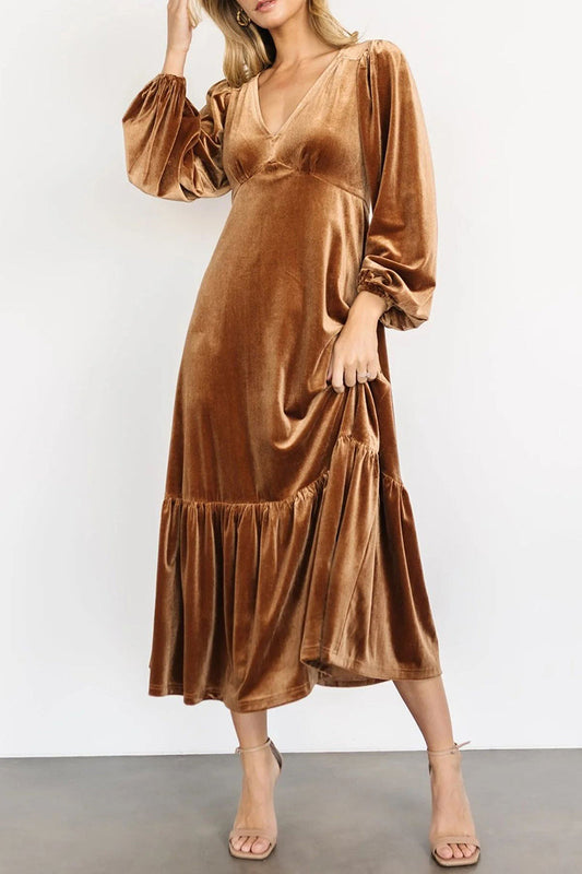 Beautifully Crafted Dress in a Classic Style