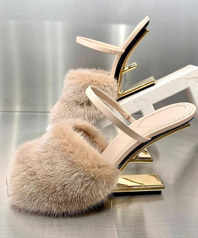 Chic Orthopedic Sandals with Unique Design