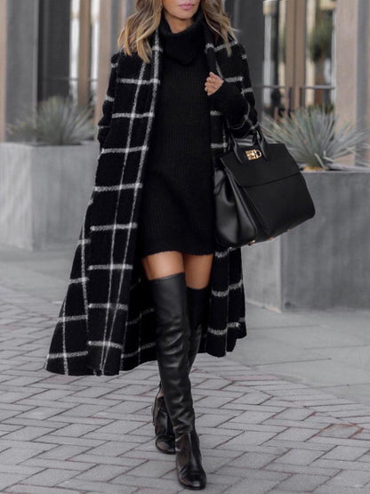 Effortlessly Elegant Coat with a Timeless Design