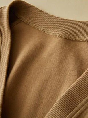 Effortlessly Elegant Jacket with a Timeless Design