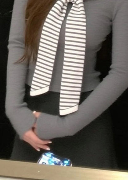 Well Tailored Top with a Graceful Silhouette