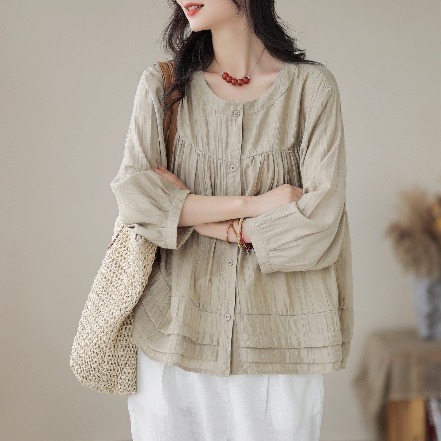 Classic Vintage Blouse with a Flattering Fit
