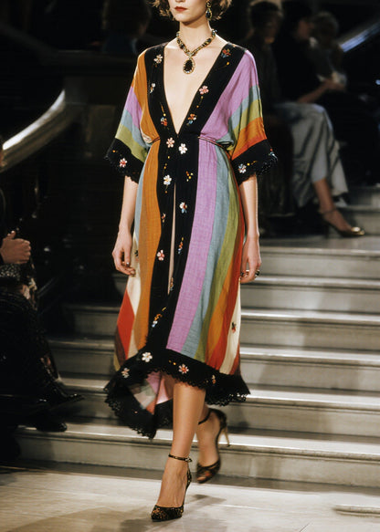 Well Tailored Cardigan with a Graceful Silhouette