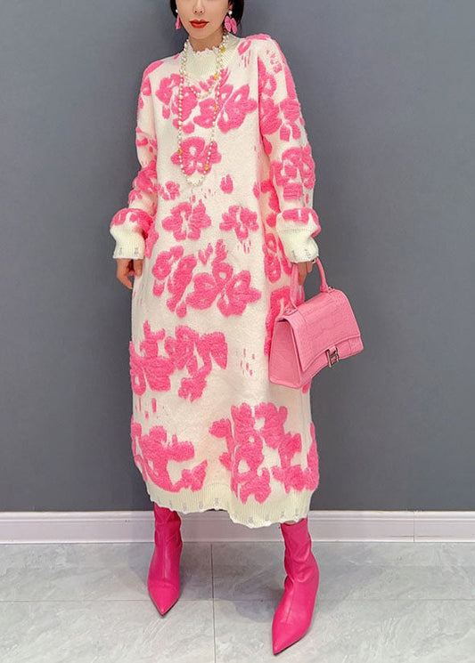 Well Tailored Sweater with a Graceful Silhouette
