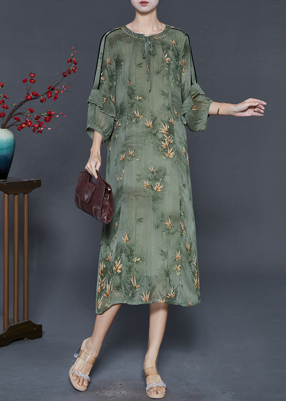 Classic Vintage & Enduringly Stylish Dress