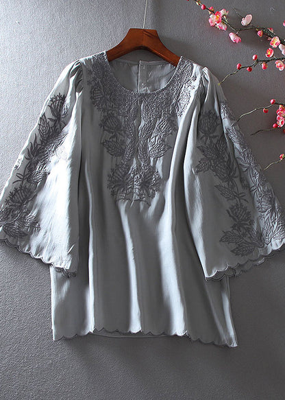 Effortlessly Elegant Shirt with a Timeless Design