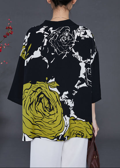 Sophisticated Blouse with a Clean Classic Look
