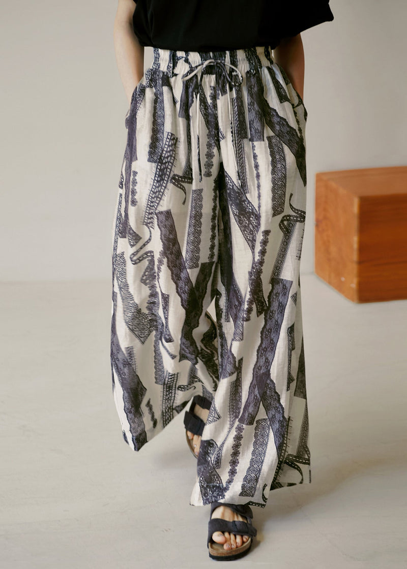 Classic Vintage Pants with a Flattering Fit