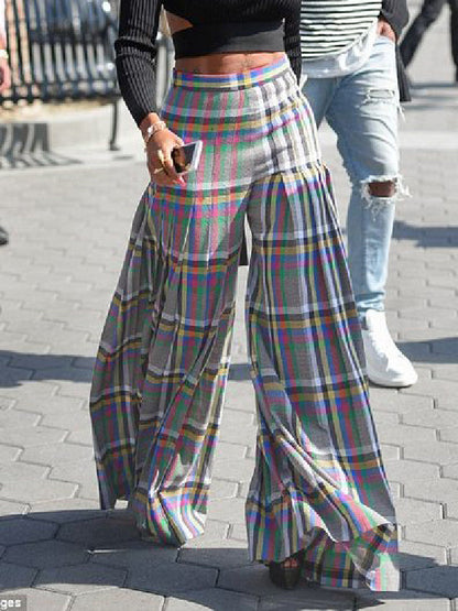 Elegantly Styled Pants for Everyday Wear
