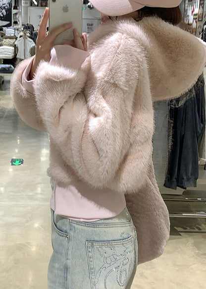 Classic Vintage & Enduringly Stylish Coat