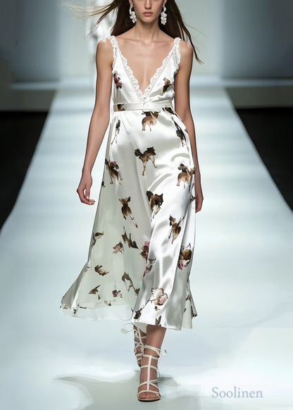 Beautifully Crafted Dress in a Classic Style