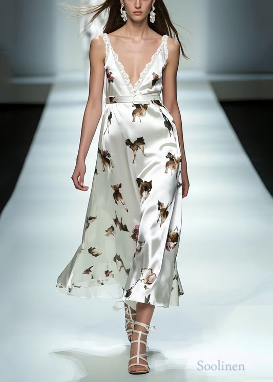 Beautifully Crafted Dress in a Classic Style