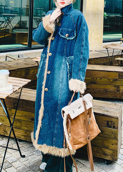 Elegantly Styled Coat for Everyday Wear