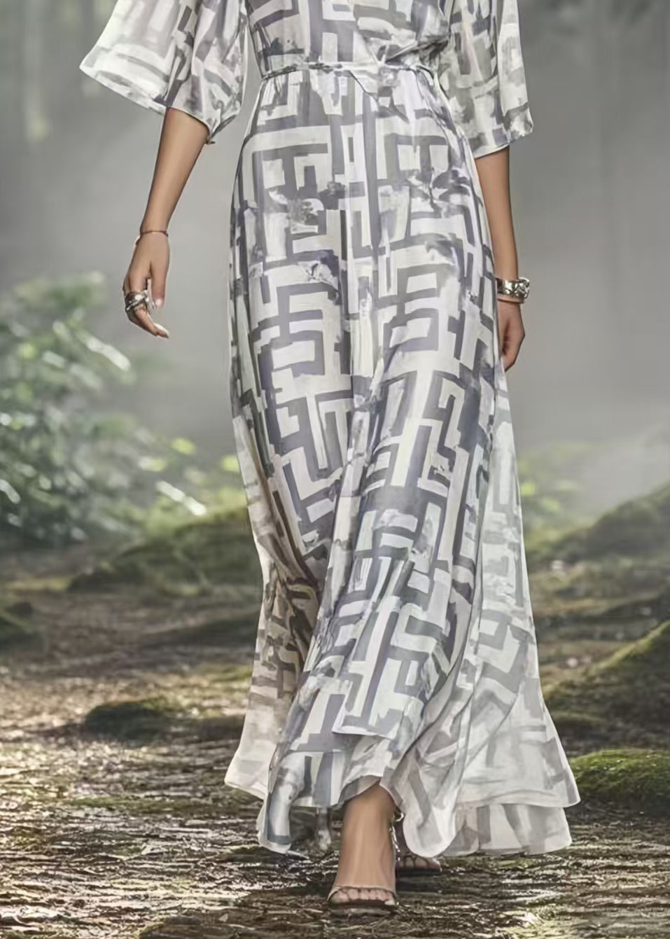 Beautifully Finished Dress in a Timeless Design