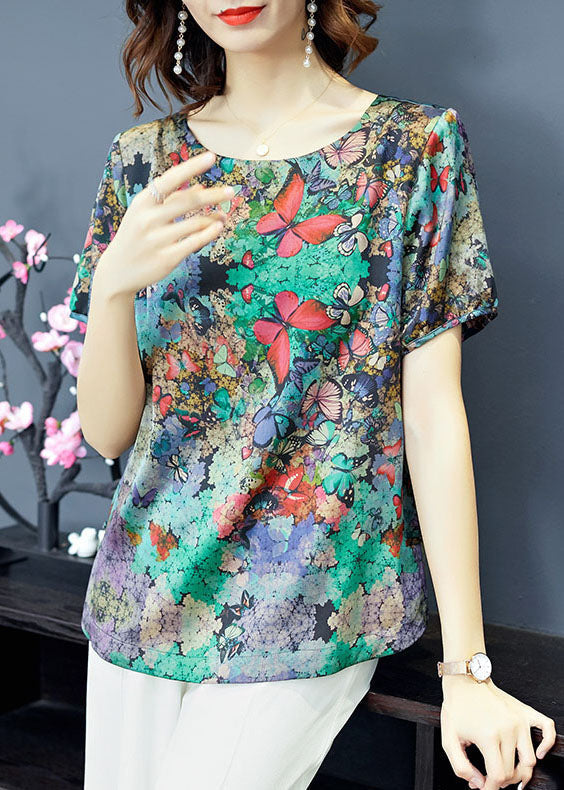 A Vintage Style Top with Delicate Timeless Details
