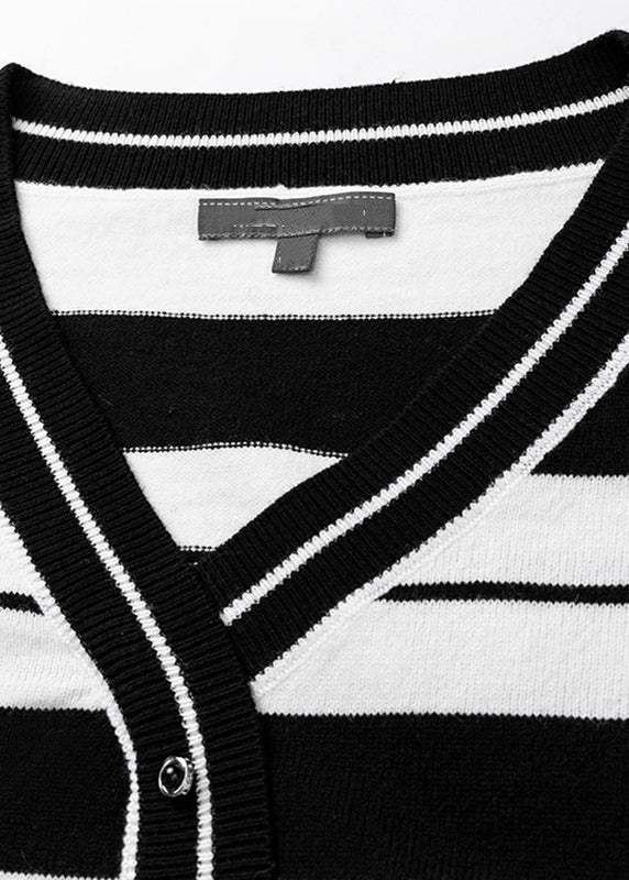 Beautifully Finished Sweater in a Timeless Design