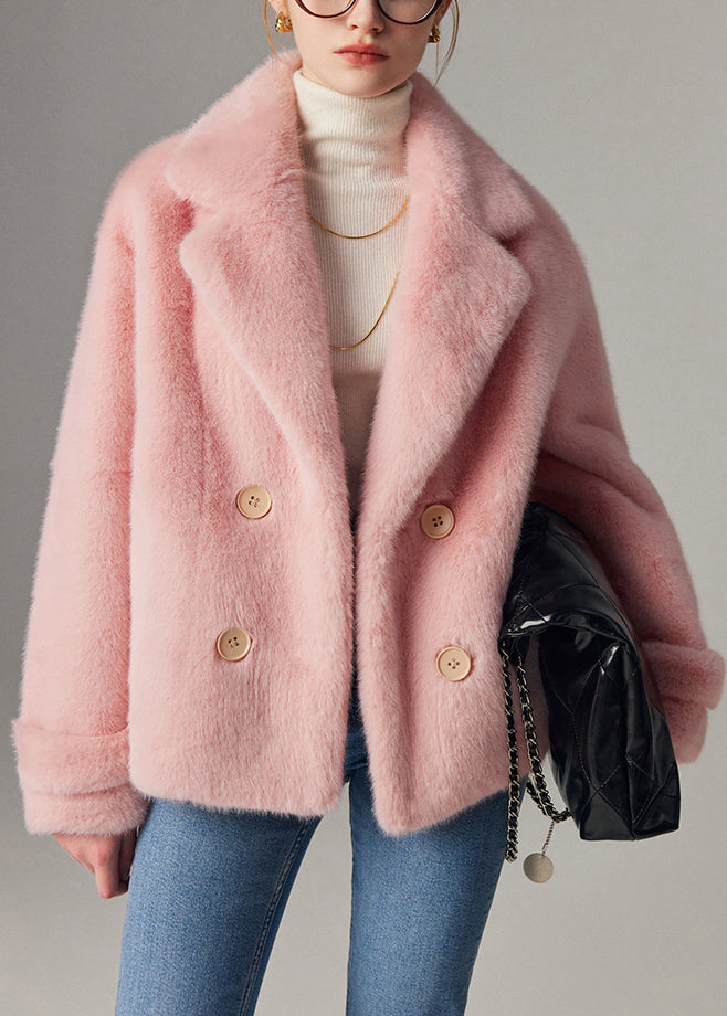 Effortlessly Elegant Coat with a Timeless Design