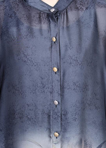 Sophisticated Garment with a Clean Classic Look