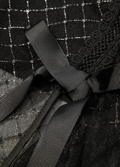 Effortlessly Elegant Garment with a Timeless Design