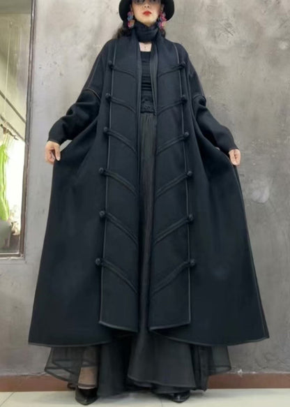 Effortlessly Elegant Coat with a Timeless Design
