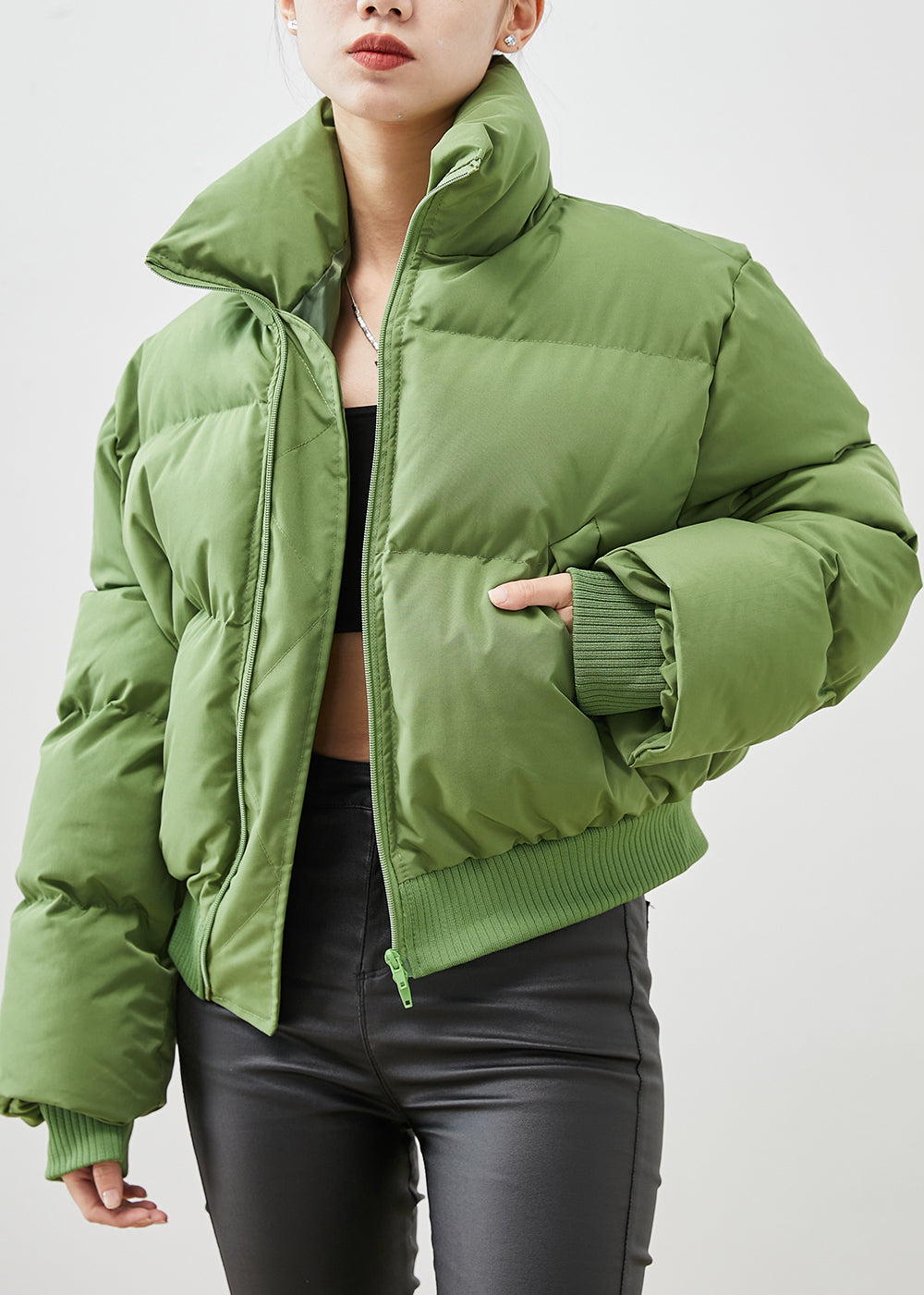 Effortlessly Elegant Coat with a Timeless Design