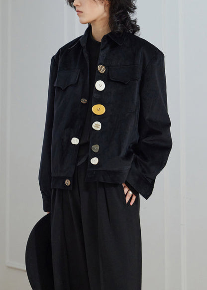 Well Tailored Jacket with a Graceful Silhouette