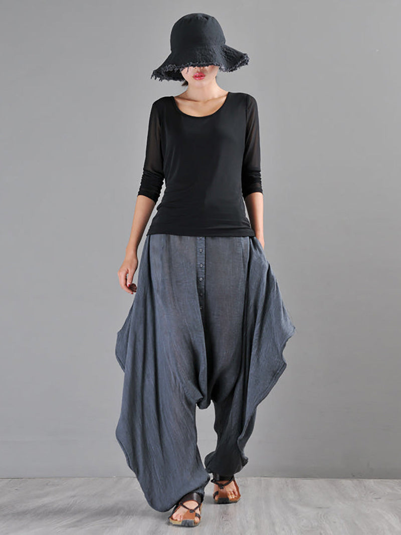 Effortlessly Elegant Pants with a Timeless Design