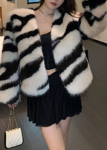 Sophisticated Coat with a Clean Classic Look