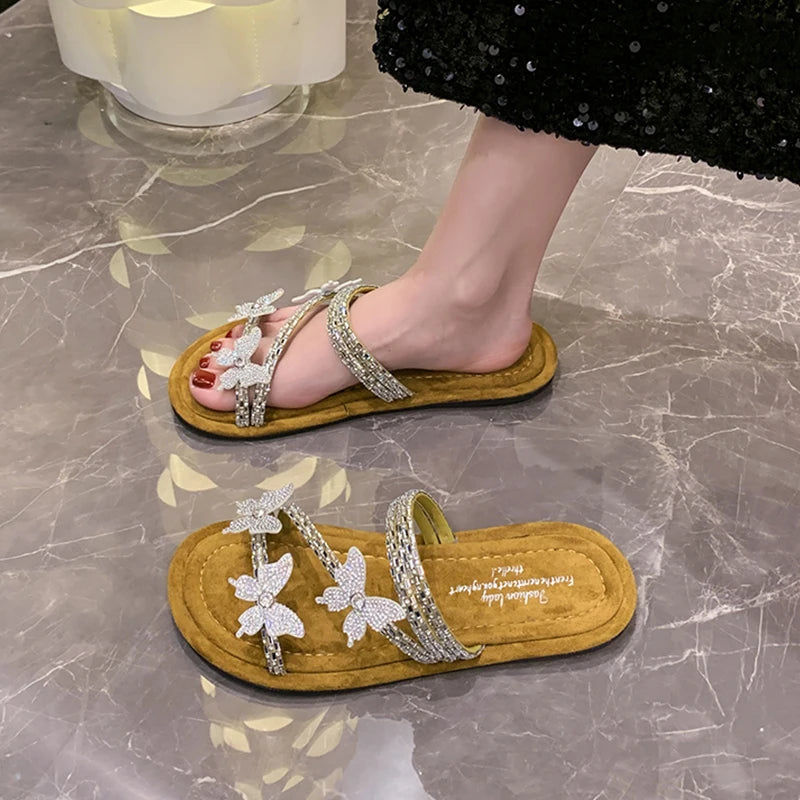 Graceful Orthopedic Sandals for Modern Look