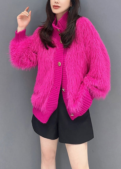Well Tailored Coat with a Graceful Silhouette