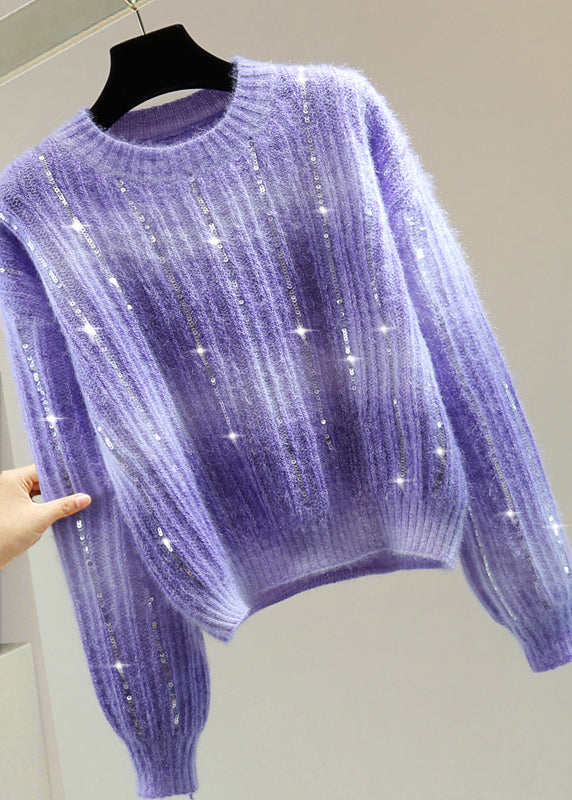 Well Tailored Sweater with a Graceful Silhouette