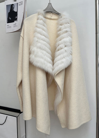 Well Tailored Cardigan with a Graceful Silhouette
