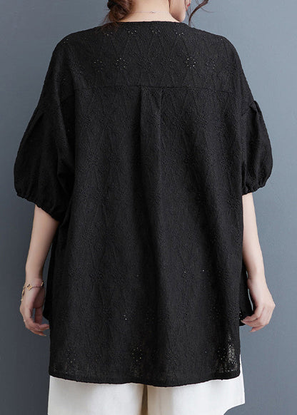 Effortlessly Elegant Top with a Timeless Design