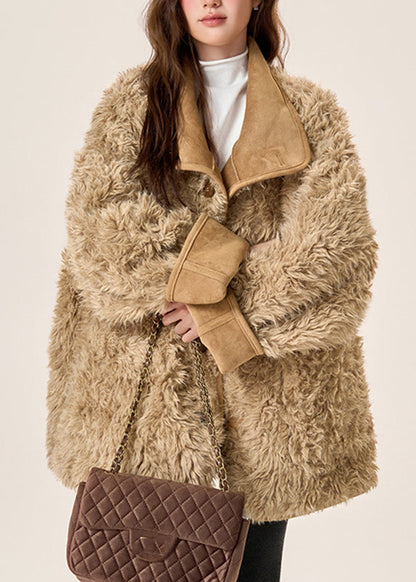 Beautifully Crafted Coat in a Classic Style