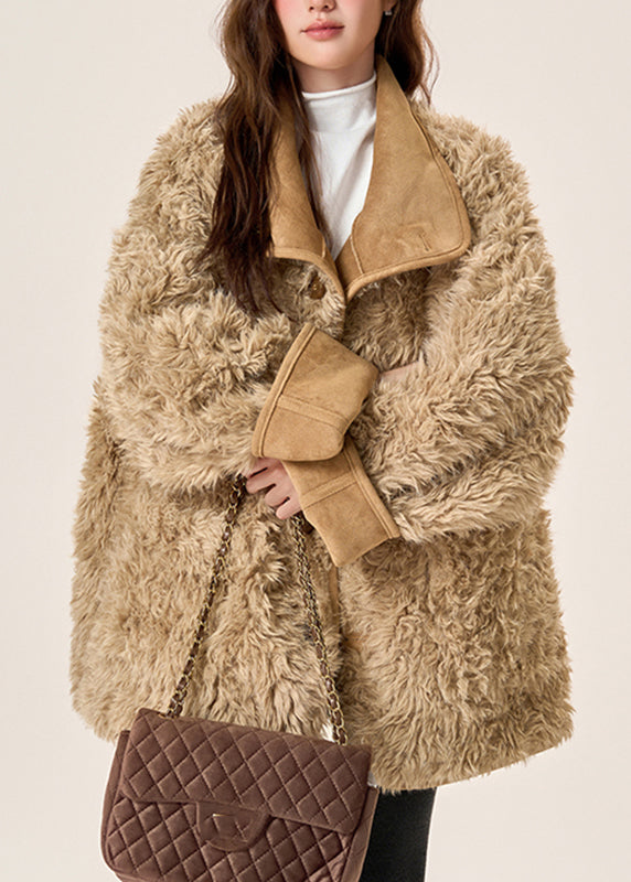 Beautifully Crafted Coat in a Classic Style