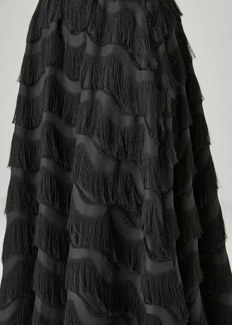 Well Tailored Garment with a Graceful Silhouette