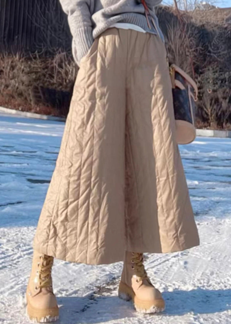 Well Tailored Pants with a Graceful Silhouette