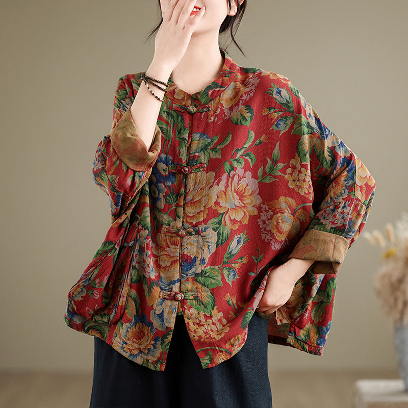 Well Tailored Blouse with a Graceful Silhouette